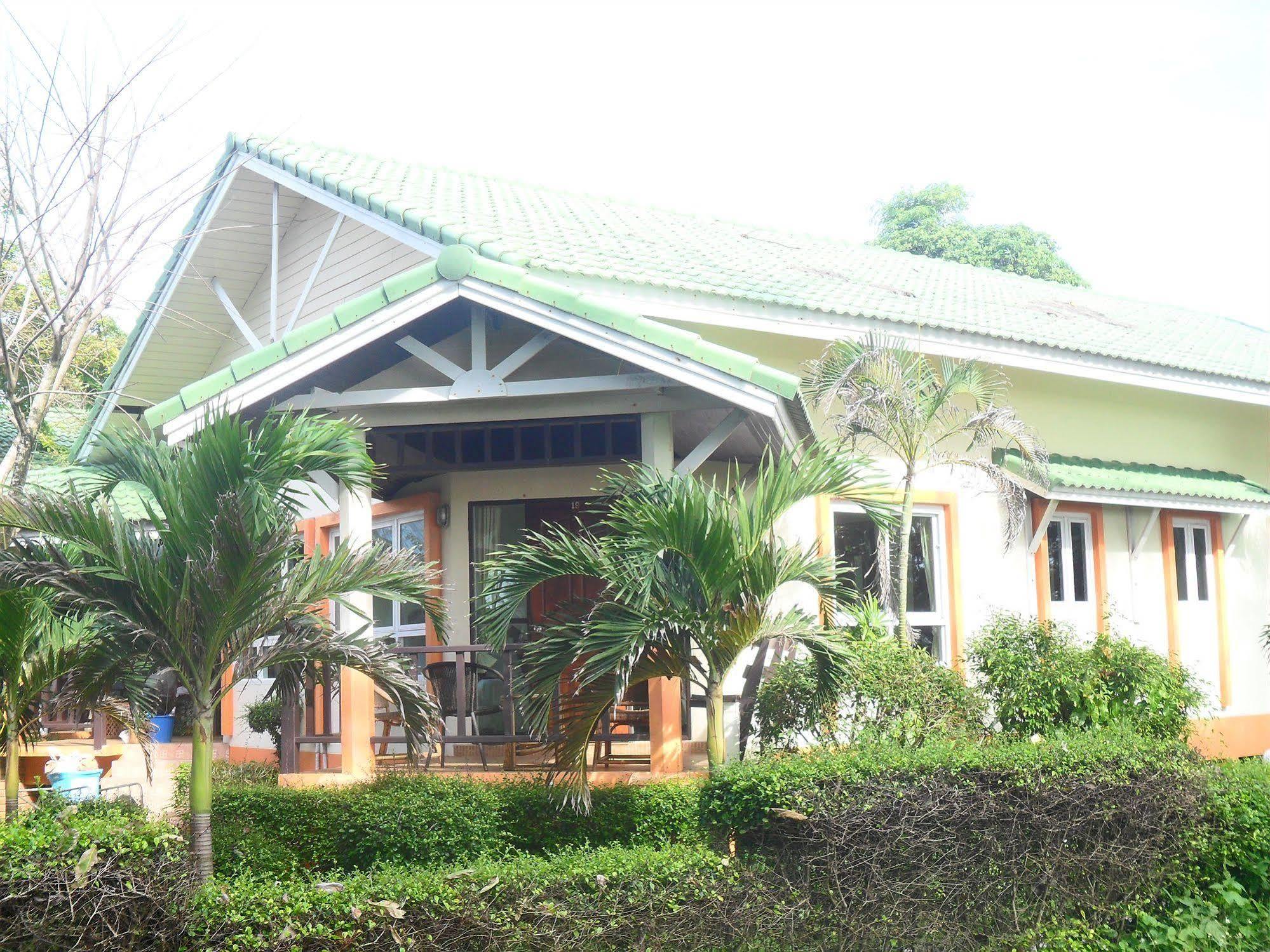 兰塔岛棕榈海滩度假酒店 Ko Lanta 外观 照片